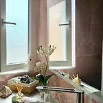 Apartment Nuci's Place Lovely With Balcony 15 Min From Blloku *