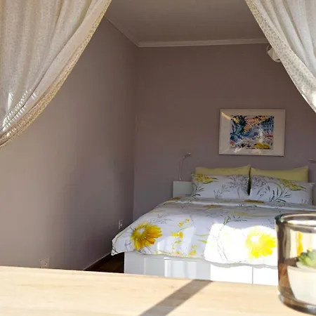 Nuci's Place, Lovely With Balcony Near Blloku *